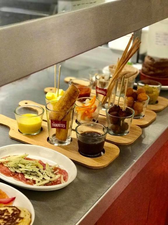 The Spread Eagle Hotel Clitheroe Bagian luar foto